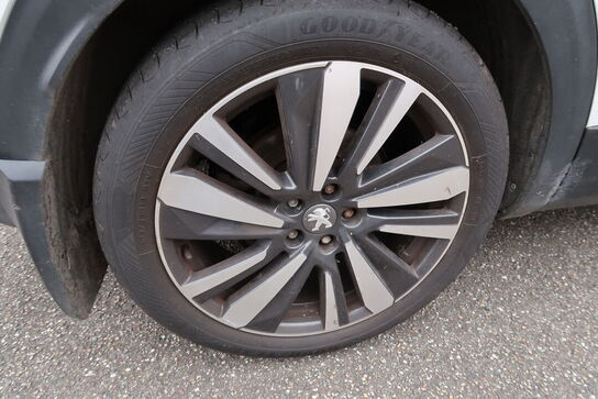 Varebil PEUGEOT 3008 Van 1.5 BLUEHDI 130 HK SUV (momsfri)