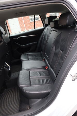 Personbil SKODA Octavia 2.0 TDI150 Combi DSG7 (UDEN AFGIFT)