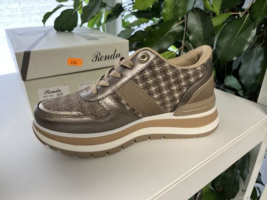 Damesko Sneakers str. 38
