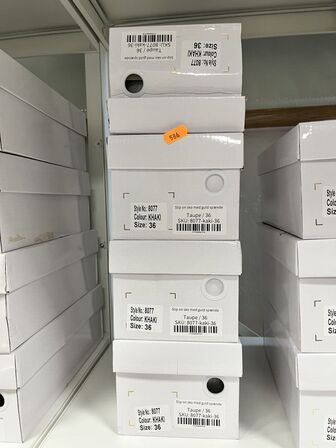 4 ks. Damesko i blandet størrelser 