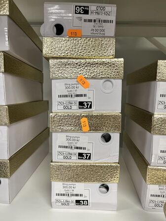 4 ks. Damesko i blandet størrelser 