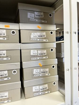 5 par støvler i blandet størrelser