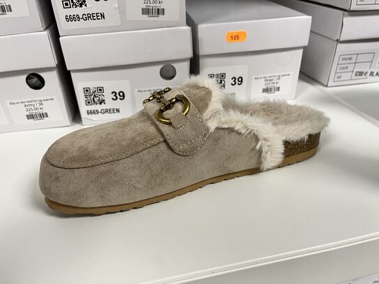 Damesko Slip on str. 39