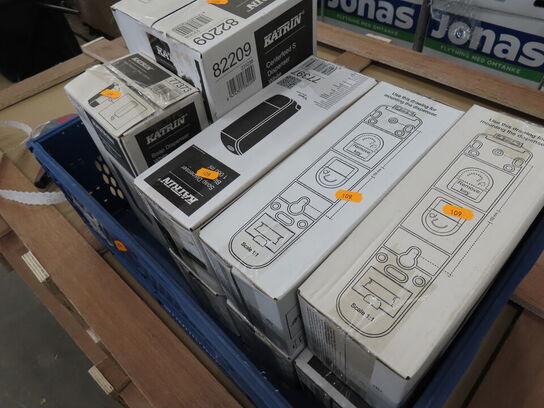 Kasse med nye dispencere - KATRIN