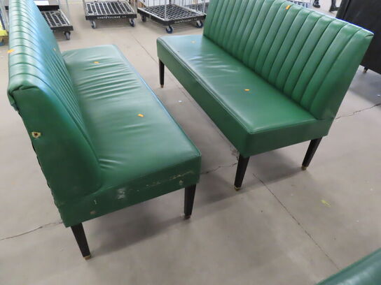 2 stk. Spisesofaer i grøn læder
