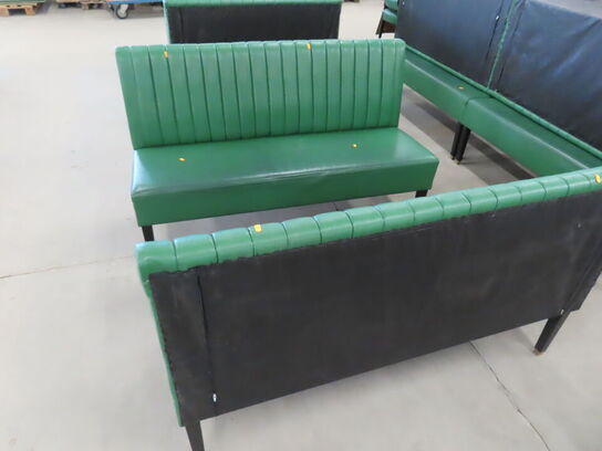 2 stk. Spisesofaer i grøn læder