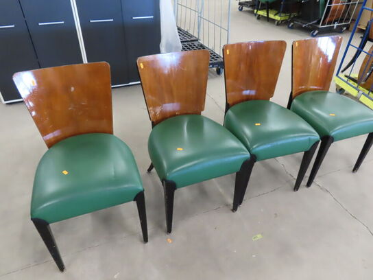 4 stk. Stole med træryg og grøn læder