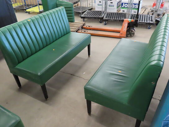 2 stk. Spisesofaer i grøn læder