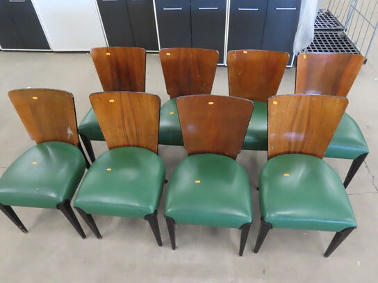 8 stk. Stole med træryg og grøn læder