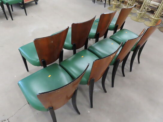 8 stk. Stole med træryg og grøn læder