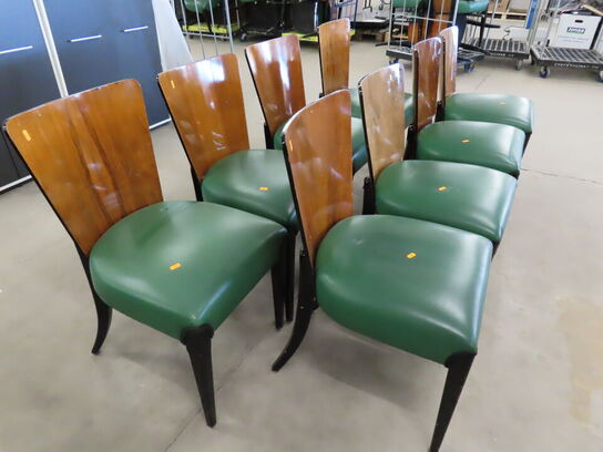 8 stk. Stole med træryg og grøn læder