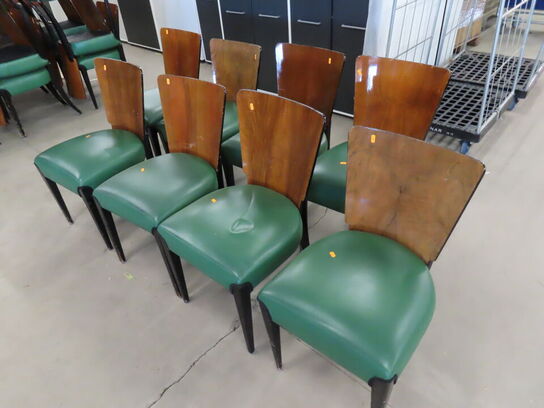 8 stk. Stole med træryg og grøn læder