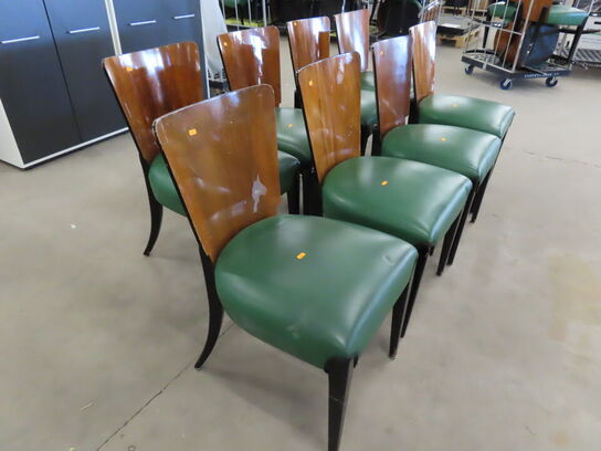 8 stk. Stole med træryg og grøn læder