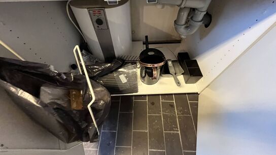 Indhold Køkkenskabe