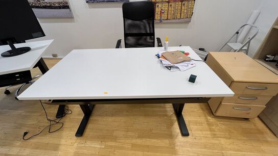 Hæve-Sænkebord, Kontorstol