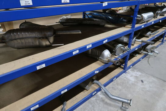 Udstødninger m.v. i reol