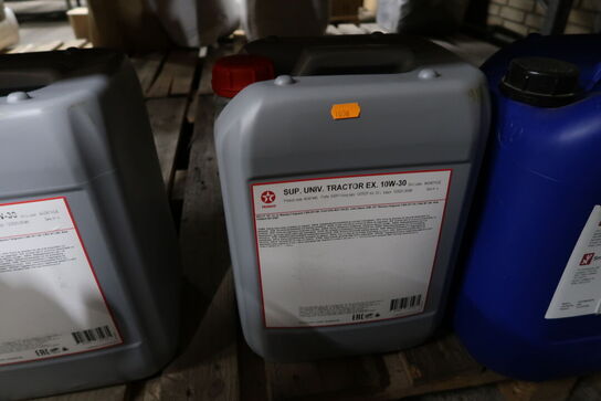 20 liter motorolie TEXACO Sup. Univ. Tractor Ex. 10W-30