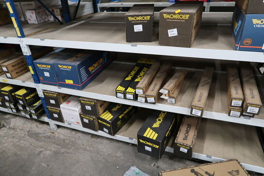 Indhold i 3 fag lagerreoler 