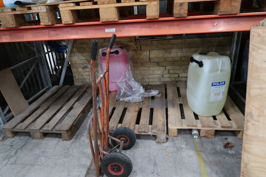 Pallereol med indhold