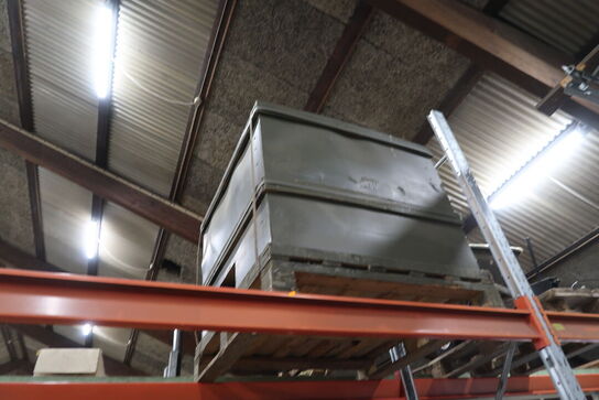 Pallereol med indhold