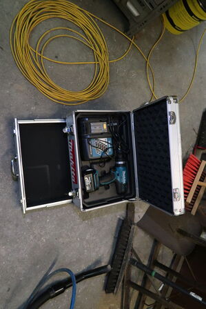 Bore-/skruemaskine MAKITA BHP453RHEX5