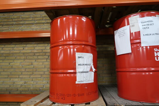 205 liter motorolie SHELL 5W-50