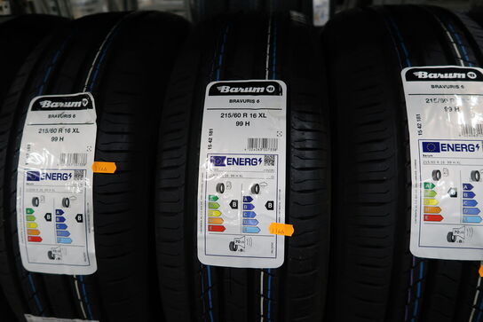 4 stk. dæk BARUM 215/60R16XL 99 H