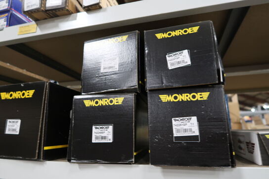 Indhold i 3 fag lagerreoler 