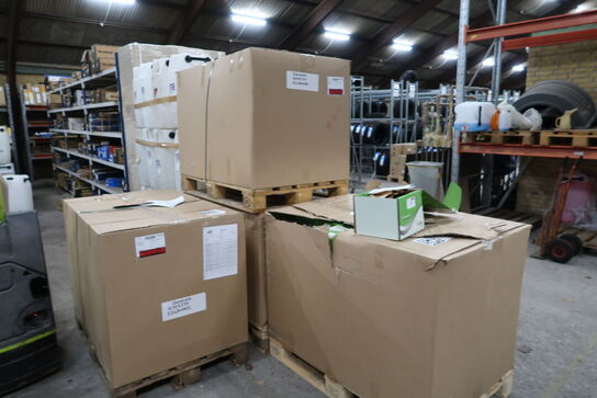 4 paller generatorer 