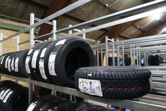 5 stk. dæk BARUM 175/65R14 82T