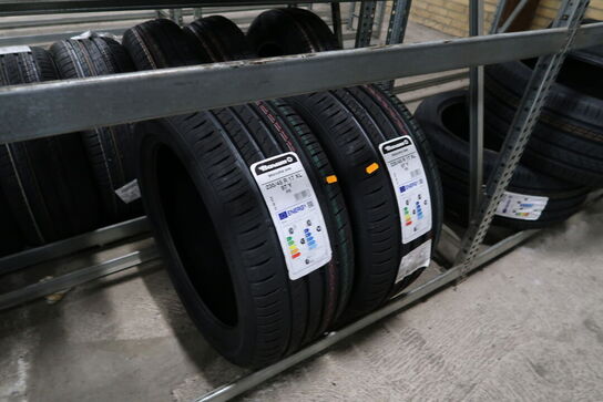 2 stk. dæk BARUM 235/45R 17 XL 97Y