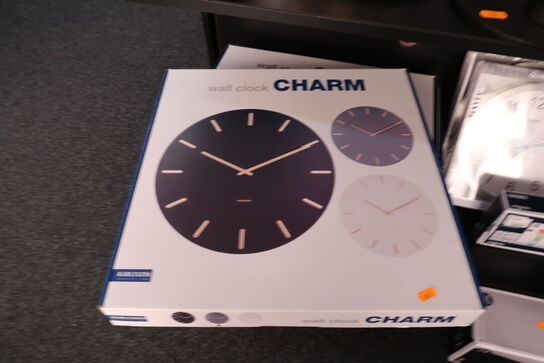 Vægur KARLSSON Charm