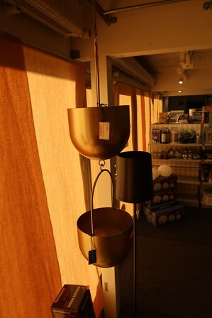 2 stk. krukker til hængeplanter