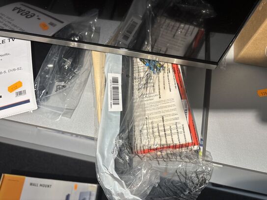 Fjernsyn PANASONIC TX-43M710E med kasse, fjernbetjening m.m.