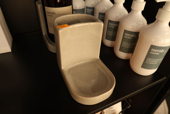 Holder til sæbedispenser same håndsæbe MERAKI