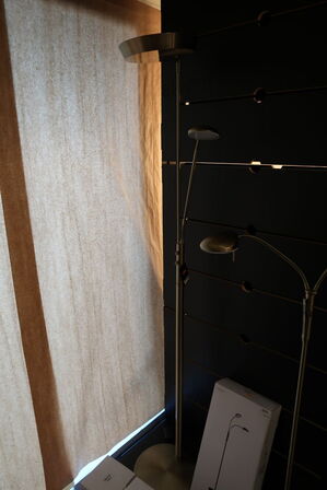 Gulvlampe HALO DESIGN Vegas