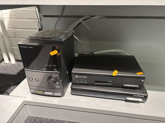 CD-afspiller PANASONIC SA-PM500, 2 stk. højtalere PANASONIC