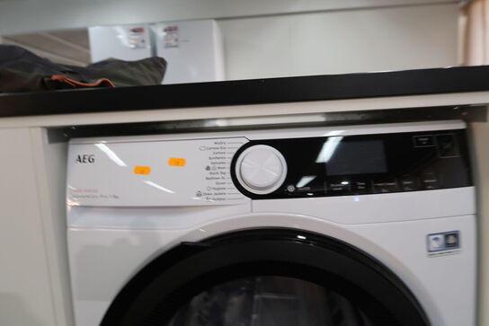 Kondenstørretumbler AEG TR934T94J