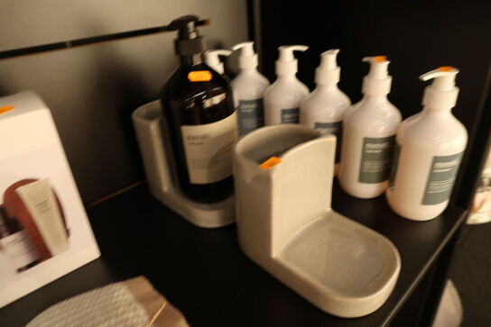 Holder til sæbedispenser same håndsæbe MERAKI