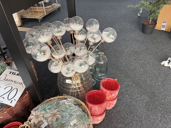 Div. Julepynt, vaser m.m.