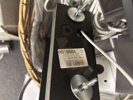 Kurv med div. Væglamper LIGHT-POINT