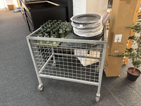 Opbevaringsvogn uden indhold