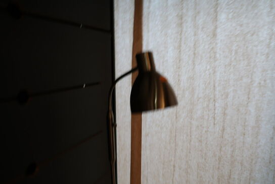 Gulvlampe HALO DESIGN Hudson