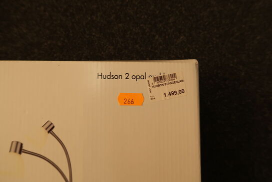 Gulvlampe HALO DESIGN Hudson