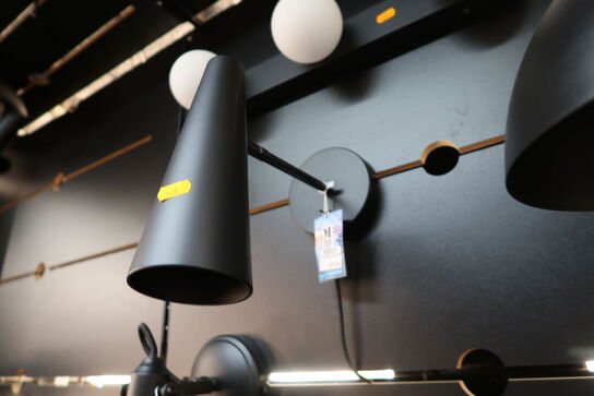 Væglampe MARKSLÖJD Peak