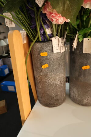 Krukke med div. Kunstige blomster