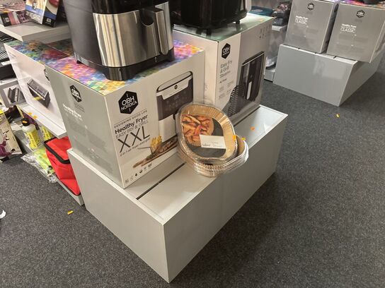 Butiksinventar uden indhold