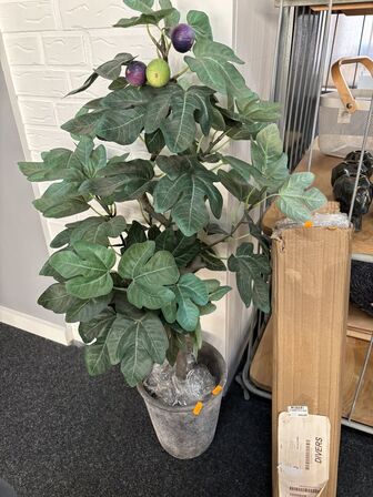 Kunstigplante i krukke