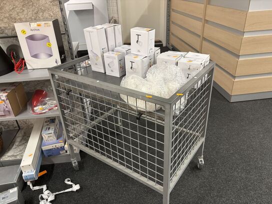 Opbevaringsvogn uden indhold