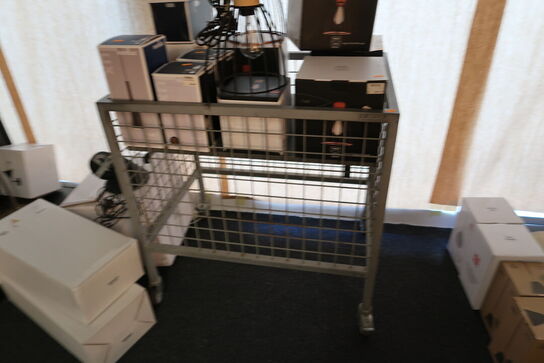 Opbevaringsvogn uden indhold